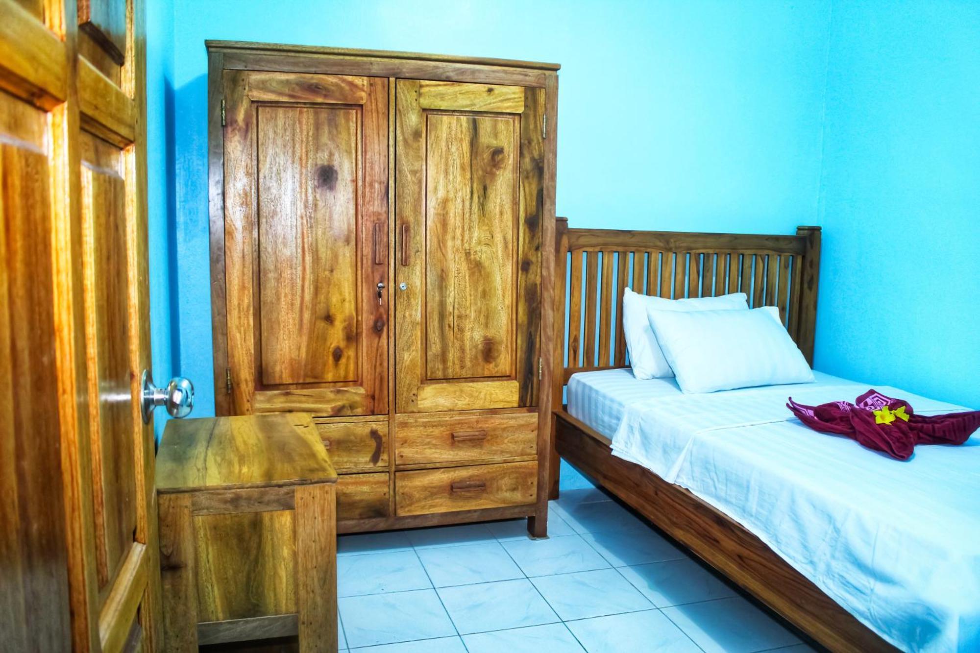 Appartement Kj Purple House Senggigi Extérieur photo